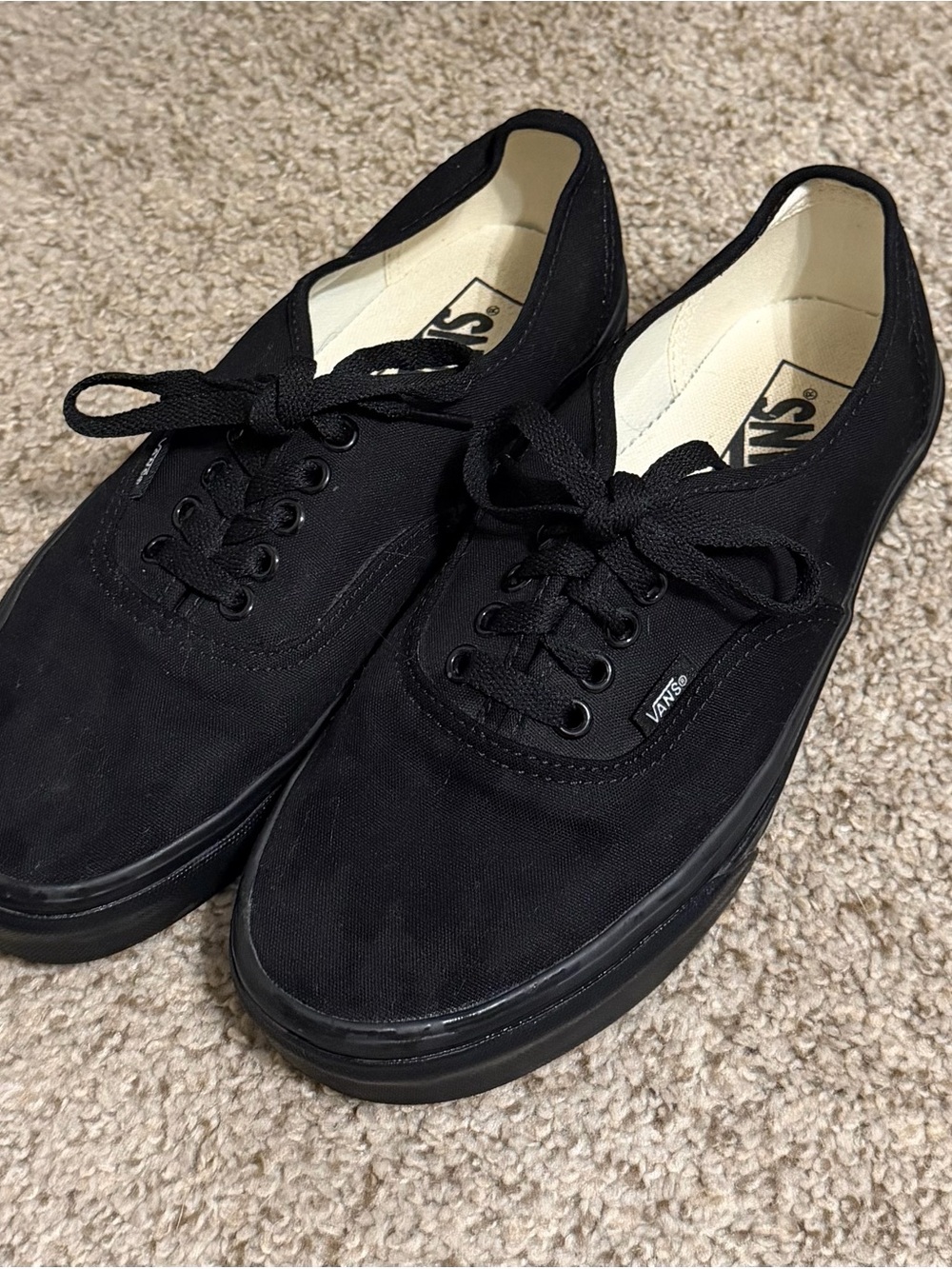 Vans Black Low-Top Canvas Sneakers Men's 7.5/ Women's 8